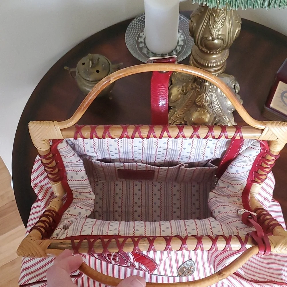 Brighton Bamboo Handle Doctor Bag Candy Stripe Red Rose Vintage Retro Style - Picture 8 of 13